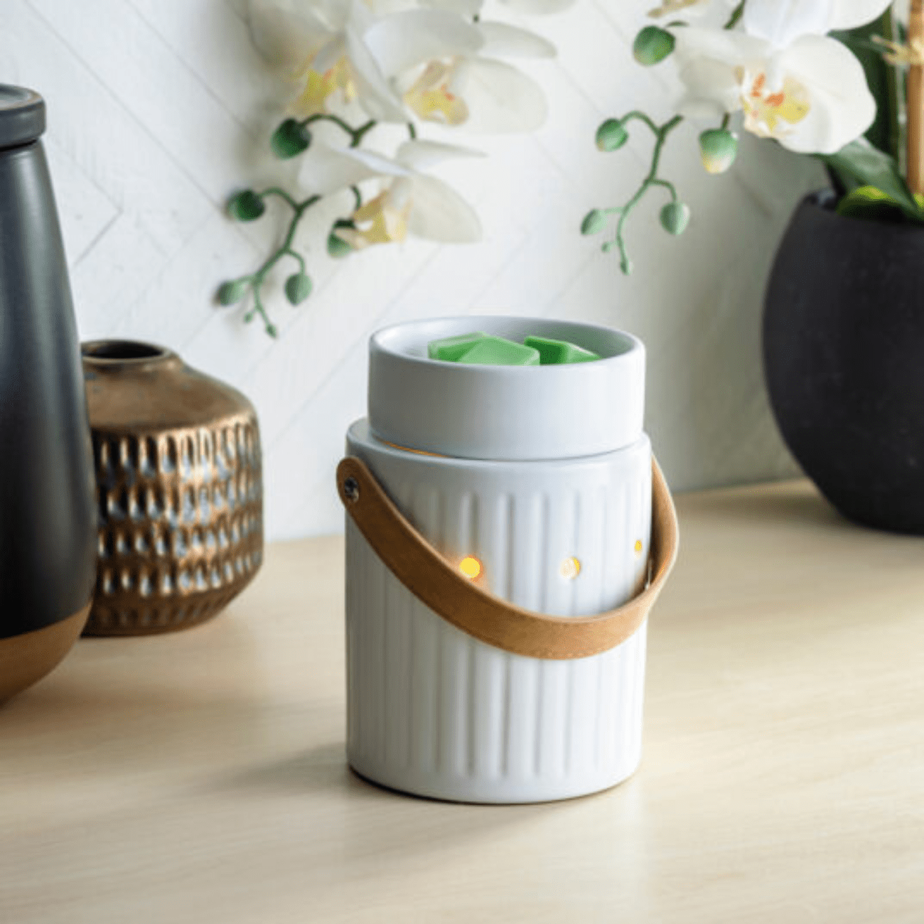 CANDLE WARMERS® Duftlampe "Leather Handle" - Melt & Smell© | Premium Wax Melts