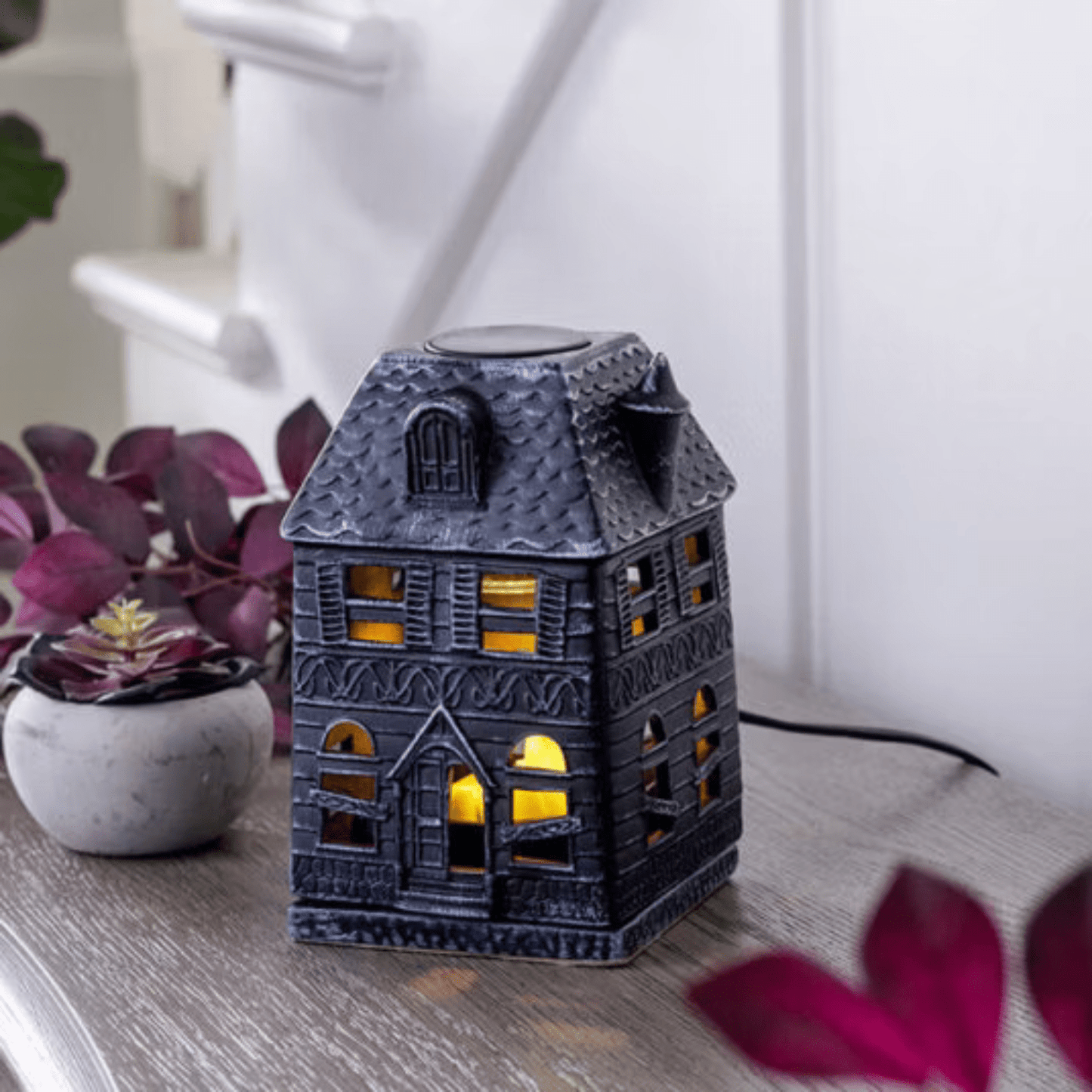 CANDLE WARMERS® Top Down Duftlampe "Haunted Mansion"