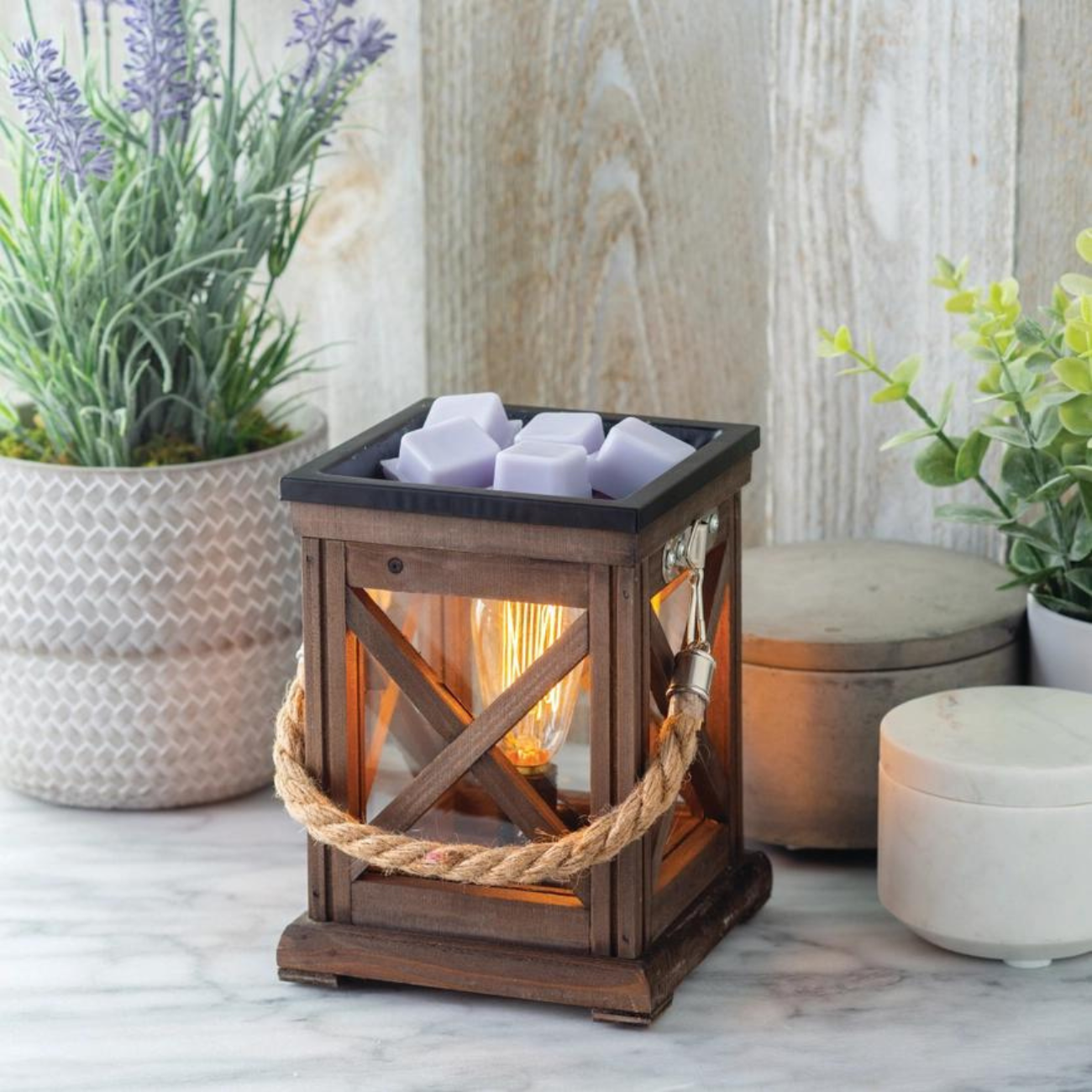 CANDLE WARMERS® "Walnut & Rope" Edison Bulb Duftlampe